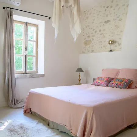 Bed & Breakfast La Datcha Manosque